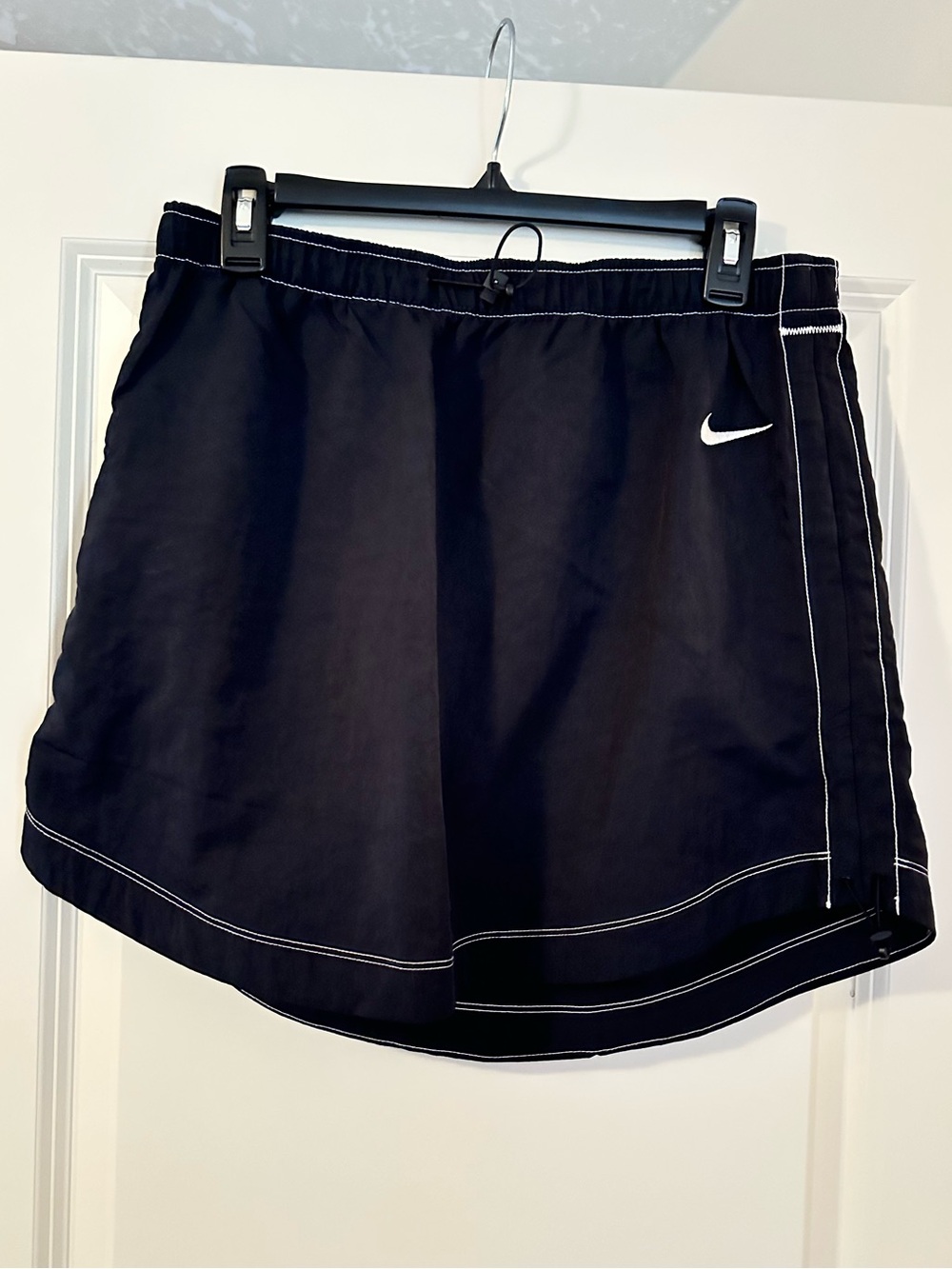 Nike Sportswear Women's Swoosh High-Rise Woven Skirt